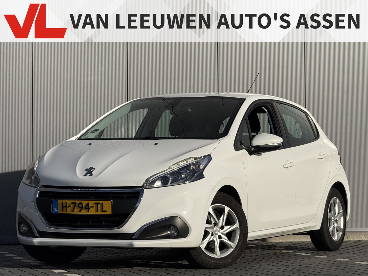 Peugeot 208 - 1.2 PureTech Active | Nieuwe APK | Stoelverwarming | NAP - AutoWereld.nl