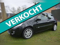 Renault Clio - 1.2 TCe Sélection Business*airco*cruise*navigatie