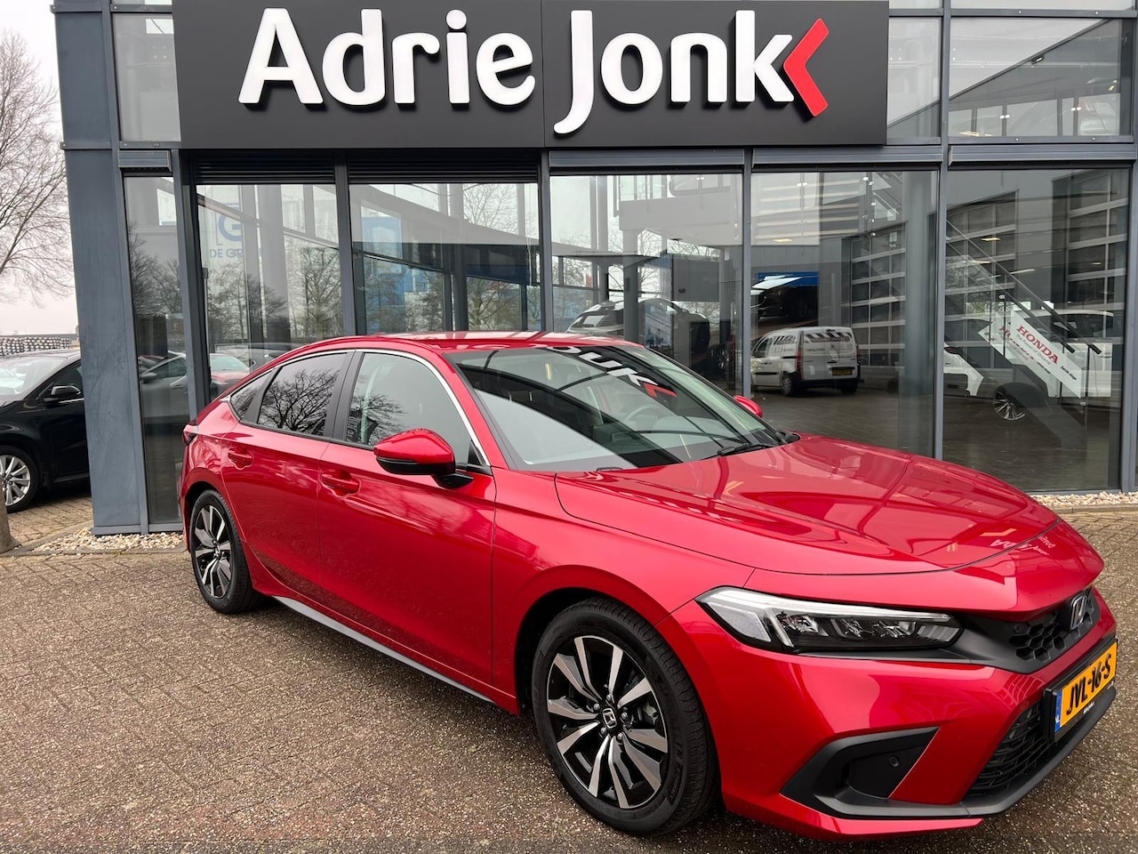 Honda Civic - 2.0 e:HEV Elegance | AUTOMAAT | TREKHAAK |CLIMATE CONTROL | STOELVERWARMING | APPLE CARPLA - AutoWereld.nl