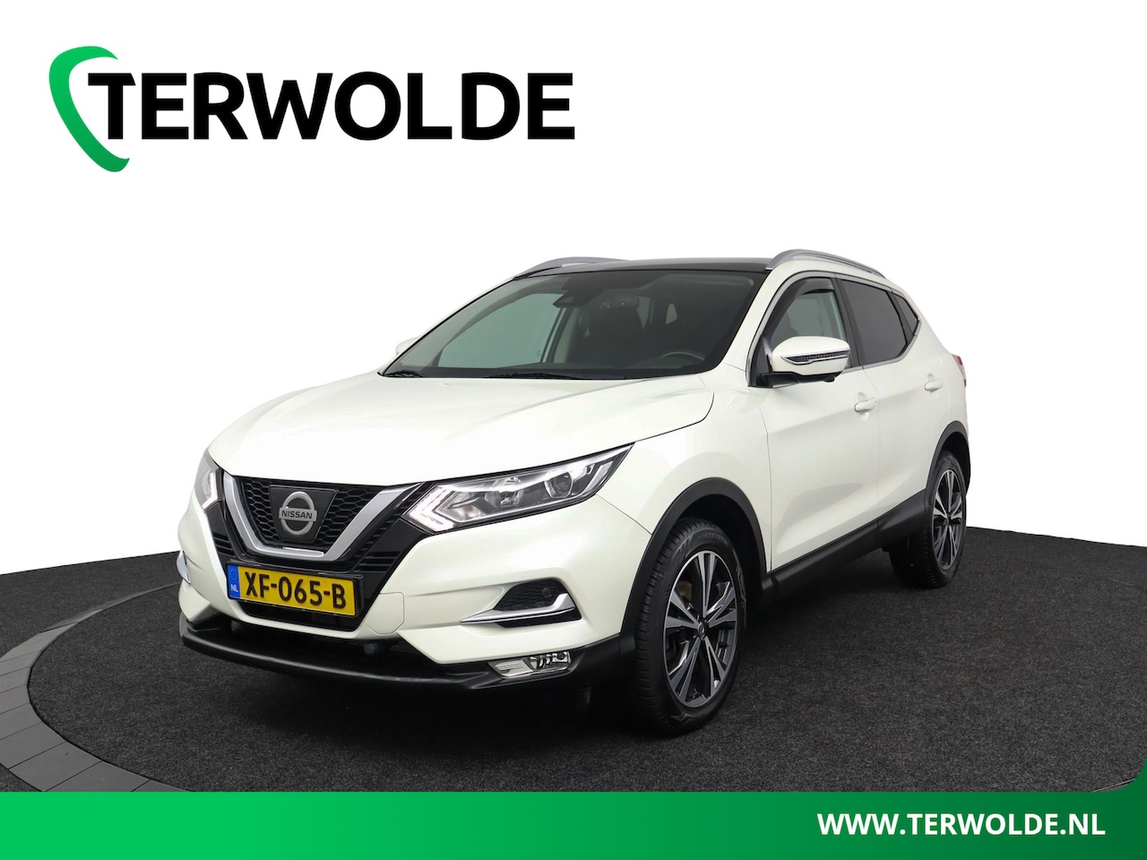 Nissan Qashqai - 1.2 N-Connecta | Panoramadak | Navigatie | 360 Camera | - AutoWereld.nl