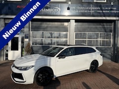 Volkswagen Passat Variant - 1.5 eHybrid R-Line Edition | 272 Pk AutomaatMatrix LED | Panoramadak | Head-Up | Black Sty