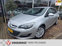 Opel Astra - 1.4 Turbo Design Edition