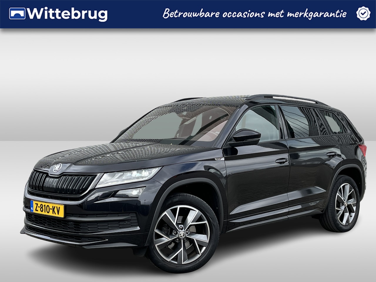 Skoda Kodiaq - 1.5 TSI Sportline Business / Digitaal dashboard / Pano / Navigatie / App connect / Zwenkba - AutoWereld.nl