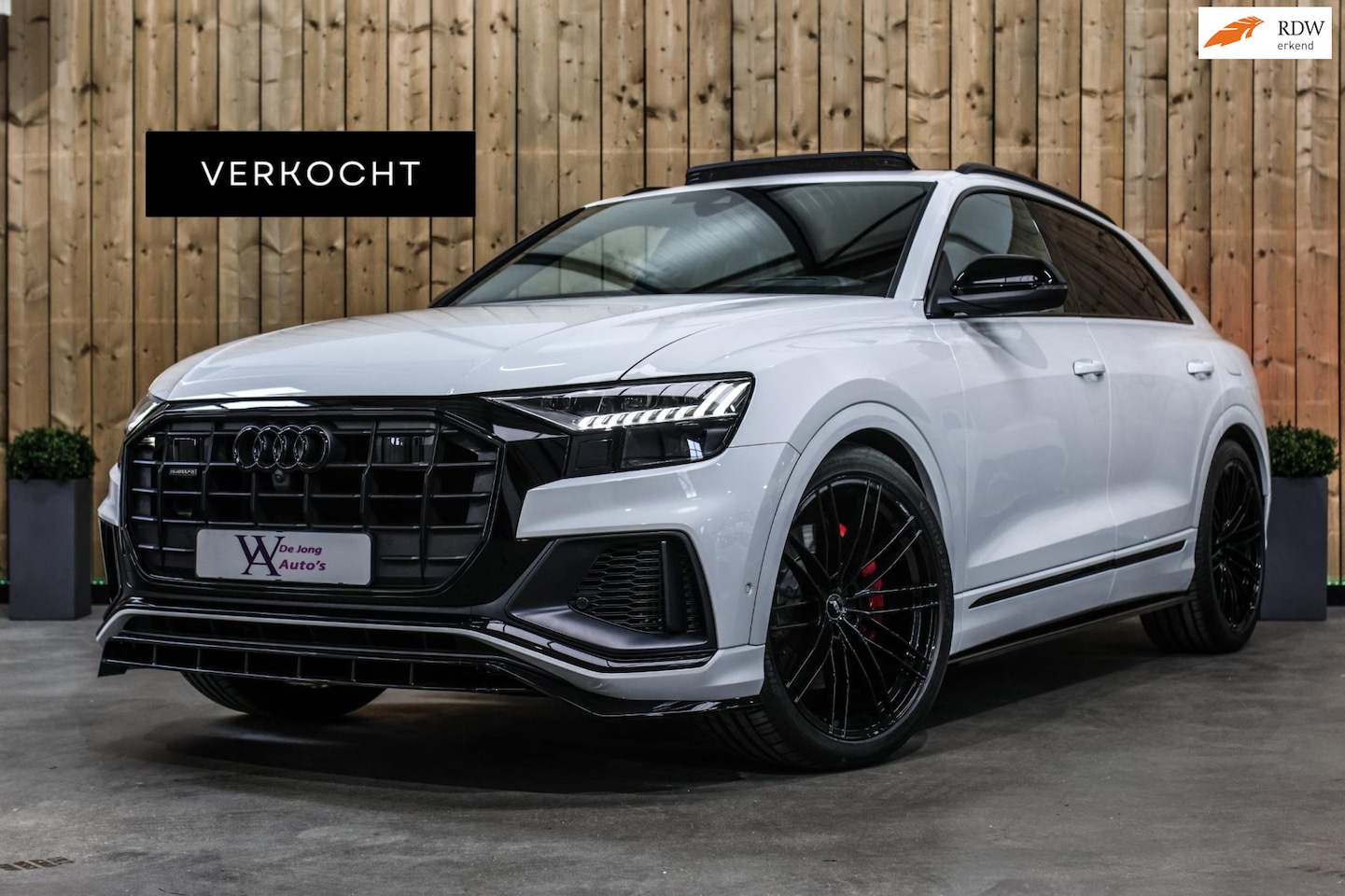 Audi Q8 - 60 TFSI e Quattro Competition *Pano*RS-Stoelen*B&O*Soft-Close*ABT* - AutoWereld.nl