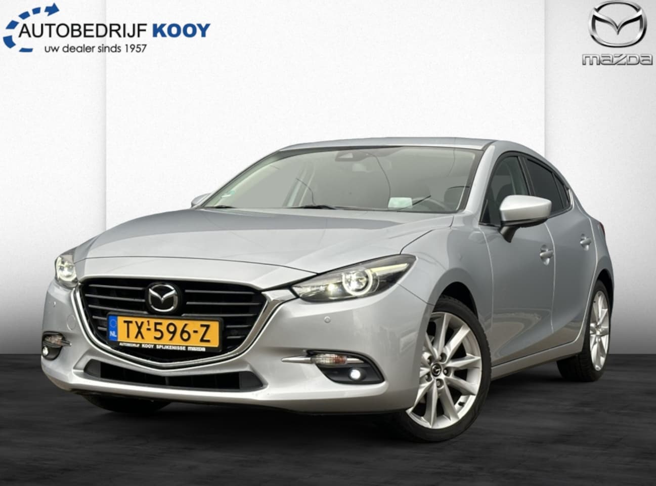 Mazda 3 - 2.0 120pk GT-M / Leder / Camera / Bose / Navigatie / NL-Auto - AutoWereld.nl