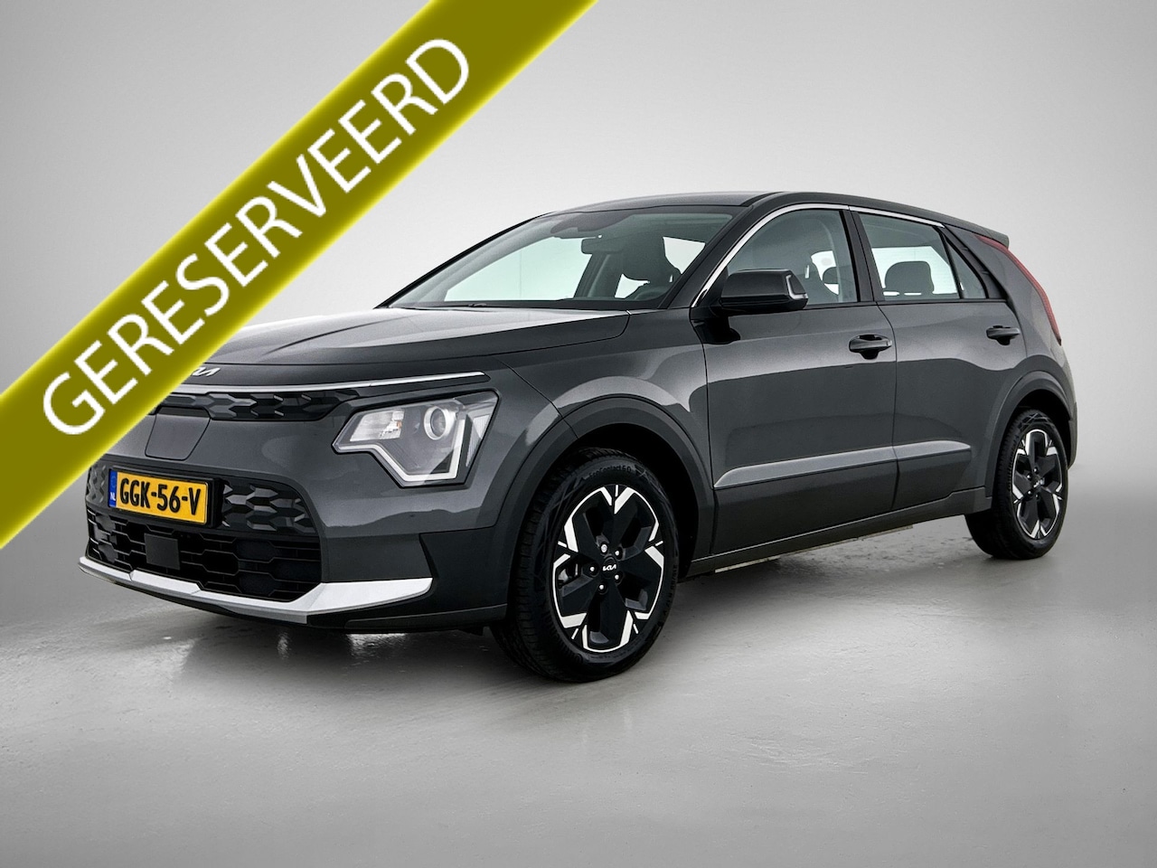 Kia Niro EV - 64.8 KWh * SOH 100% * Nieuw model / Light Edition / Cruise-Adaptief / Navi Full Map / Appl - AutoWereld.nl
