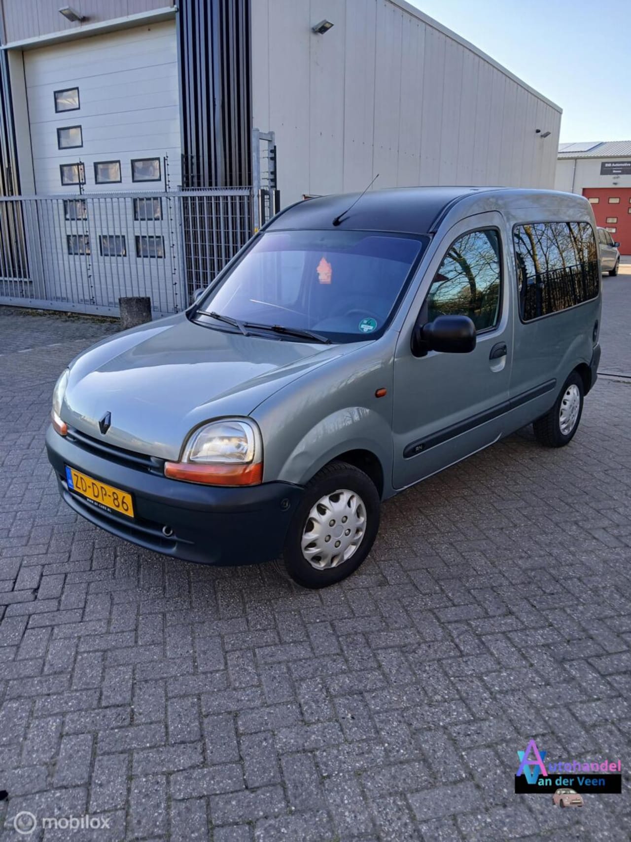 Renault Kangoo - combi 1.4 RT Pampa - AutoWereld.nl