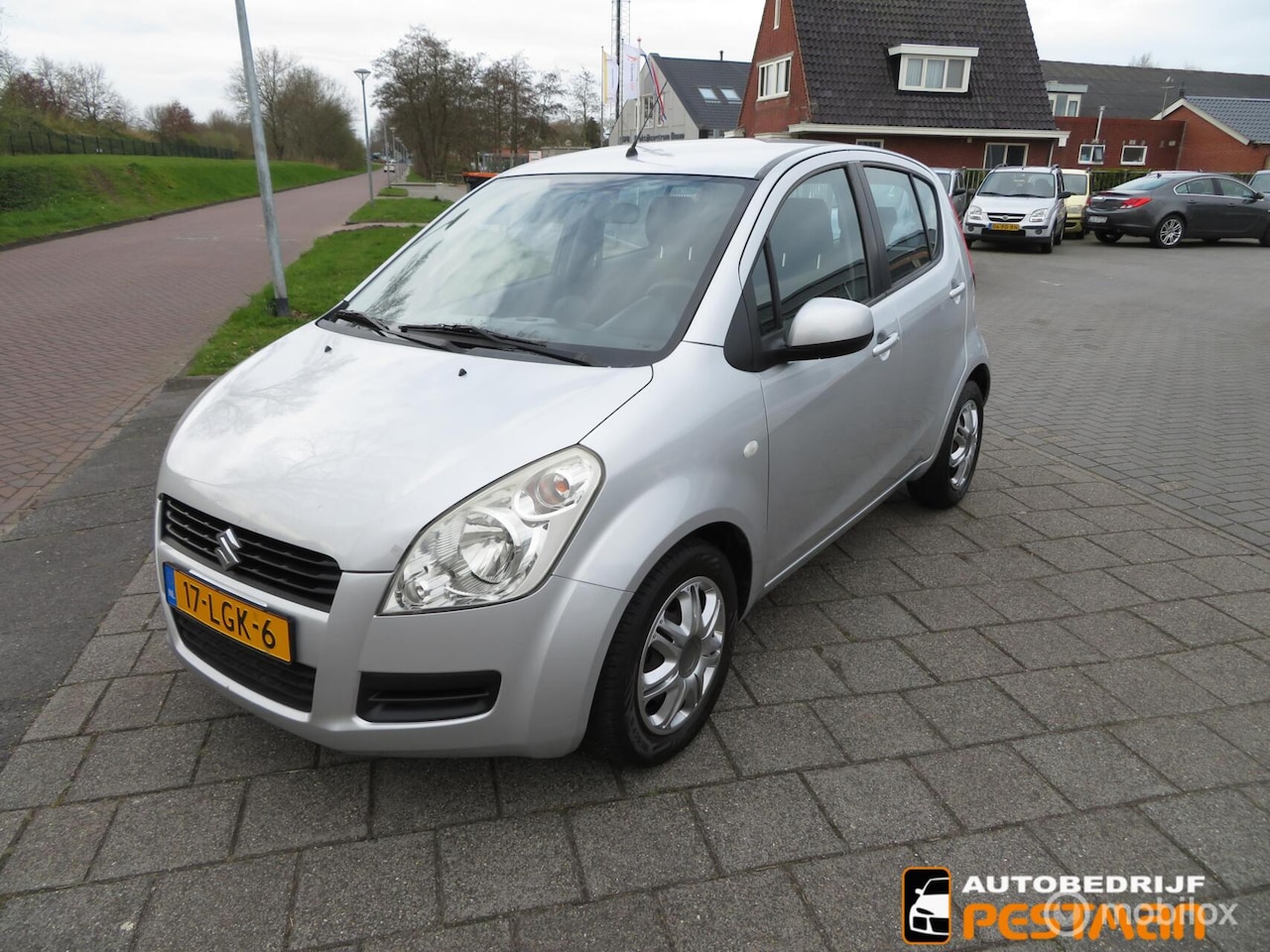 Suzuki Splash - 1.0 Trend ZEER NETTE AUTO - AutoWereld.nl