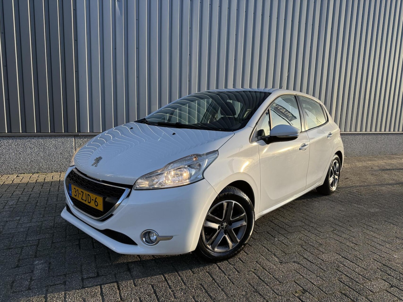 Peugeot 208 - 1.2 Vti Blue Lease 1.2 VTi Blue Lease - AutoWereld.nl