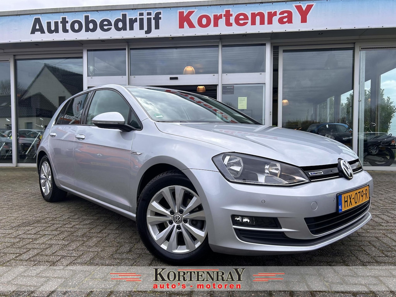 Volkswagen Golf - 1.0 TSI /CAMERA/PDC/NAVI FULL MAP/CRUISE/ECC/SPORTSTOELEN - AutoWereld.nl