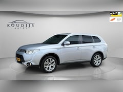 Mitsubishi Outlander - 2.0 PHEV Business Edition X-Line, Camera, PDC, Trekhaak, Climate