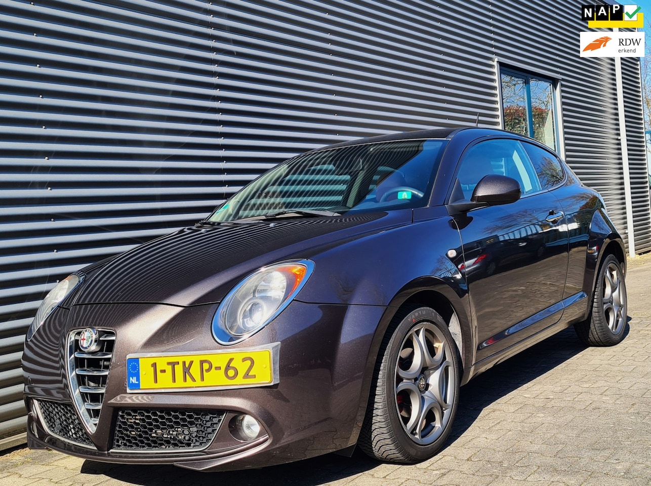 Alfa Romeo MiTo - 1.3 JTDm ECO Esclusivo 03-2014 Grigio Antracite Metallizzato APK NIEUW!! - AutoWereld.nl