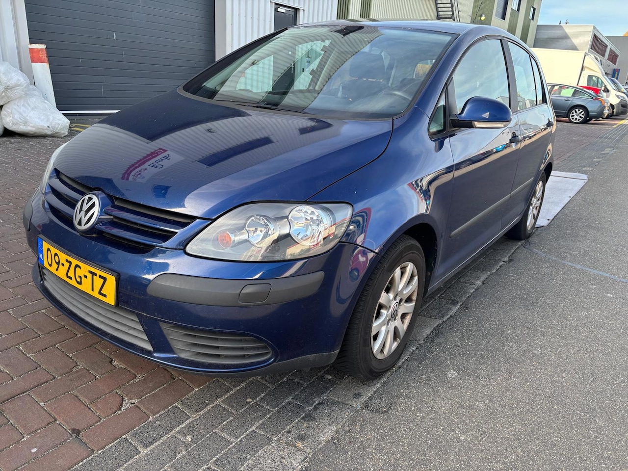 Volkswagen Golf Plus - 1.6 FSI Trendline / Stoelverwarming / Climate - AutoWereld.nl