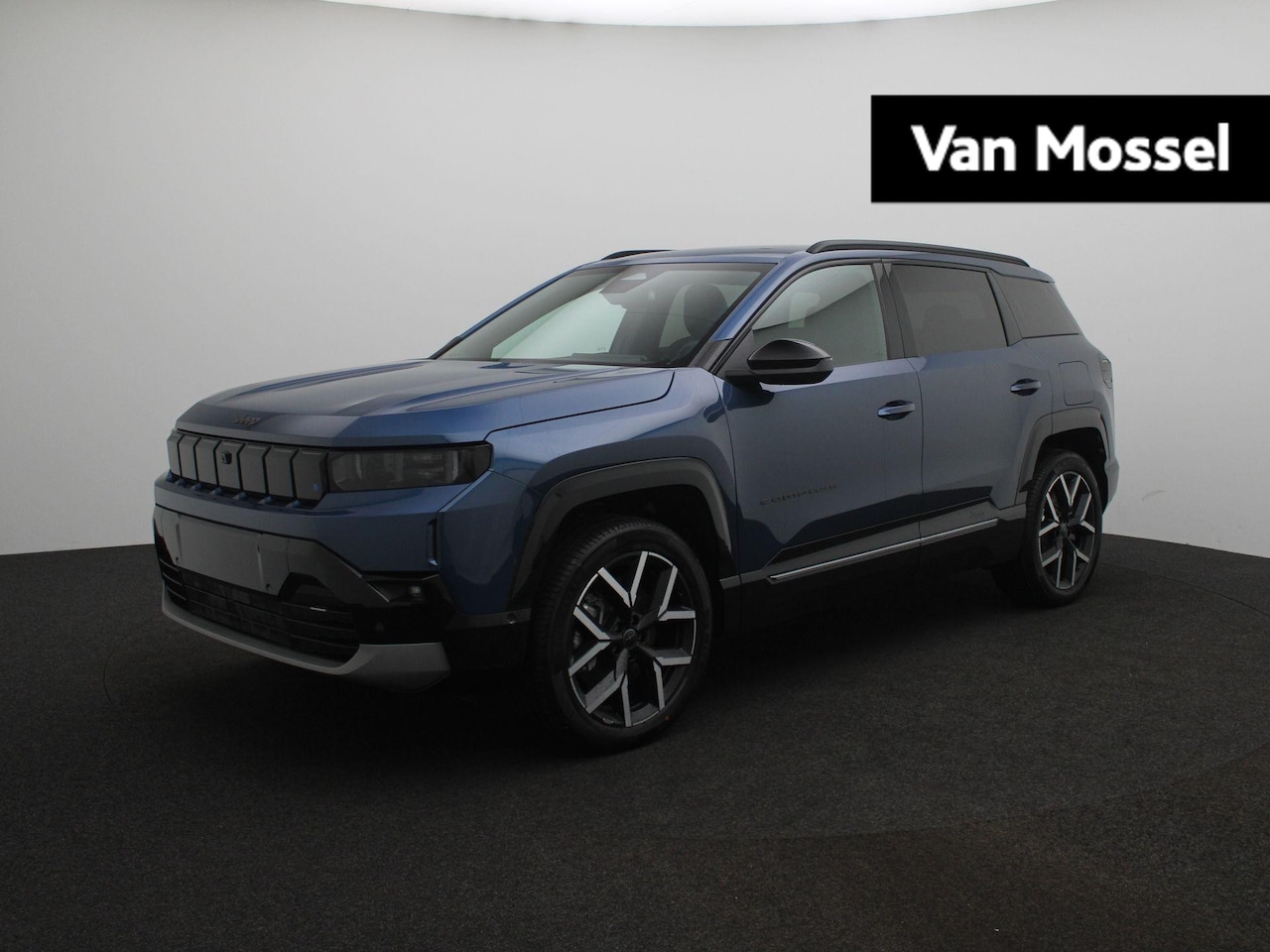 Jeep Compass - First Edition 74 kWh | Panorama dak | 360 Camera | Focal Audio | Direct Rijden! - AutoWereld.nl