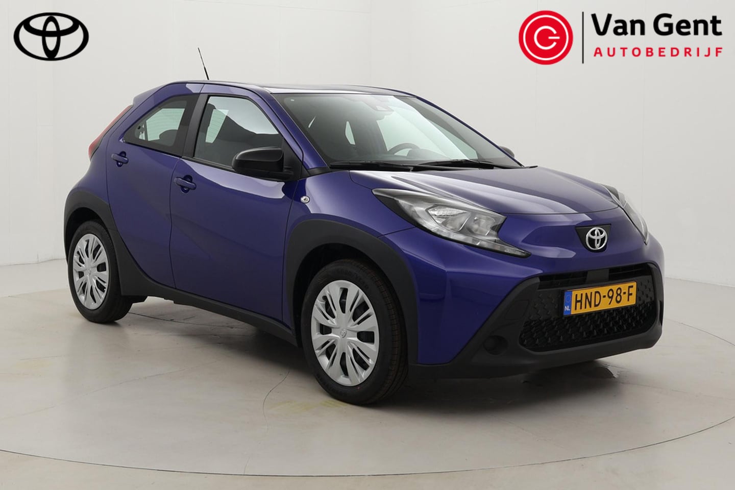 Toyota Aygo X - 1.0 VVT-i MT Play | Apple Carplay / Android Auto | Adaptive Cruise | Airco | Camera | Rijs - AutoWereld.nl