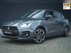 Suzuki Swift - 1.4 Sport Smart Hybrid | ACC | CC | Navi | CarPlay | DAB | Metalic | Camera | Stoelverw. |