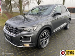 Volkswagen T-Roc - 1.5 TSI DSG I Sport I LED INavigatie I 19 INCH I