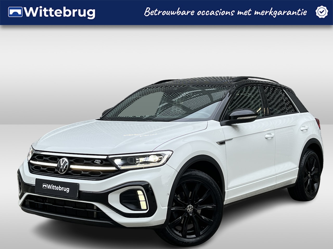Volkswagen T-Roc - 1.5 TSI 150pk DSG R-Line / Panoramadak / Digitale Cockpit / Black Style / Ergo Active Stoe - AutoWereld.nl