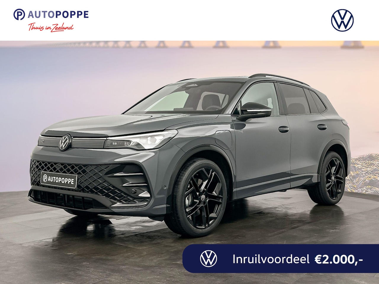Volkswagen Tiguan - R-Line Edition Plug in Hybride 272 pk Black Style Pakket - AutoWereld.nl