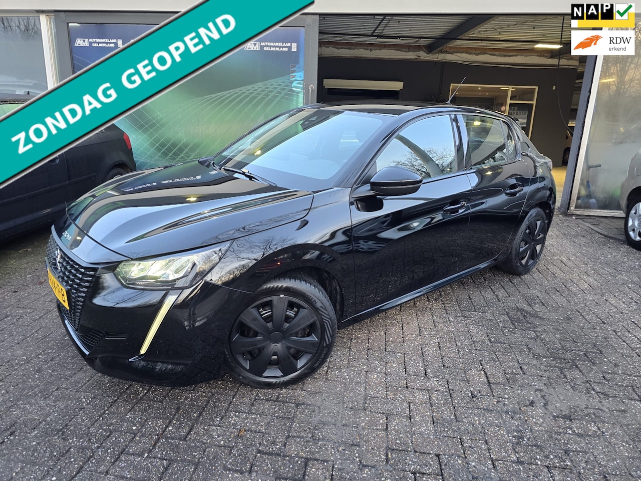 Peugeot 208 - 1.2 75PK Active | 12MND GARANTIE | CARPLAY | CRUISE | NIEUWE APK | TREKHAAK | - AutoWereld.nl