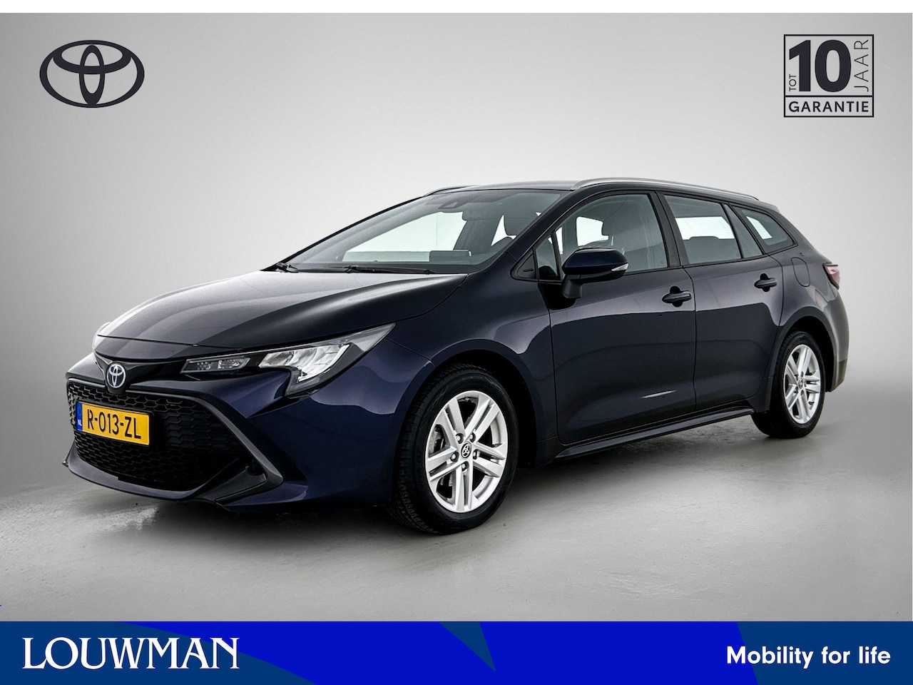Toyota Corolla Touring Sports - 1.8 Hybrid Active | 1e Eigenaar | NIEUW GELEVERD & ONDERHOUDEN | - AutoWereld.nl