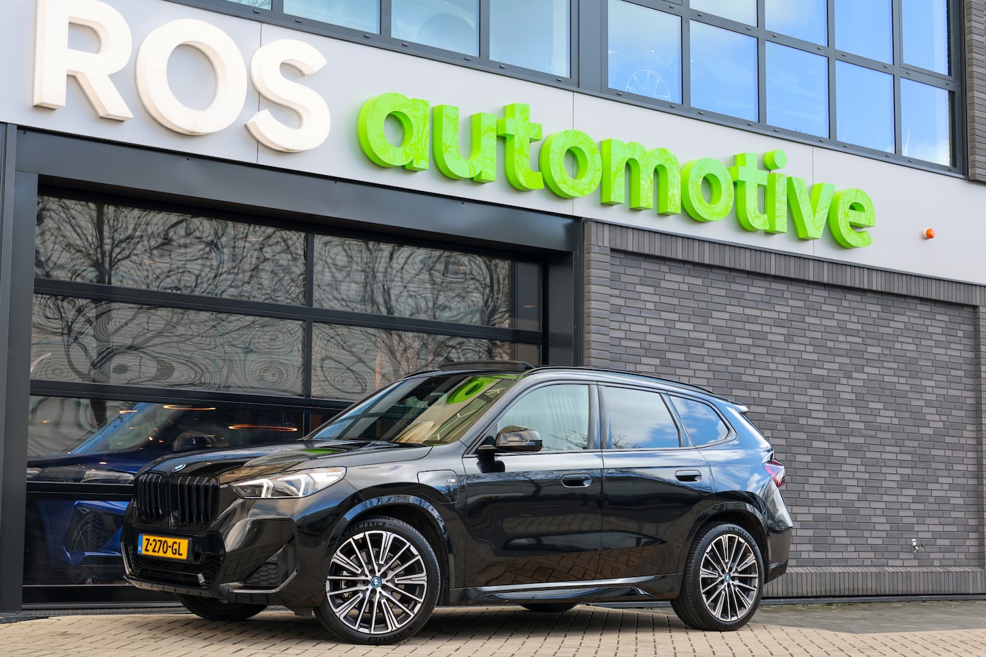 BMW X1 - xDrive30e | M-SPORT | NAP! | PANO | H/K AUDIO | HUD | MEMORY | 20'' | KEYLESS | LED ADAPTI - AutoWereld.nl