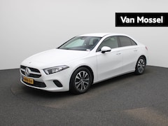 Mercedes-Benz A-klasse - 180 Business Solution | Automaat | Trekhaak | Wide Screen | Privacy Glass | Camera | LED K