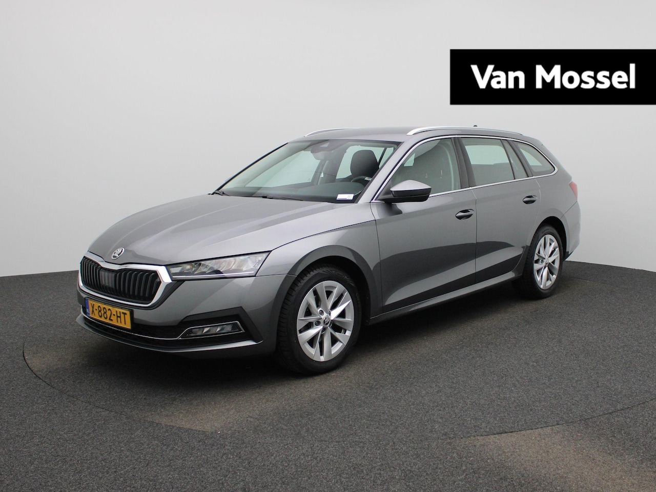 Skoda Octavia Combi - 1.5 e-TSI Business Edition Plus | Automaat | Navigatie |Stoelverwarming | Virtual Cockpit - AutoWereld.nl