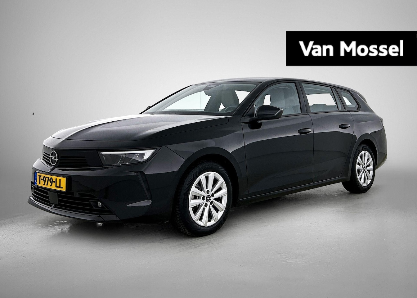 Opel Astra Sports Tourer - 1.2 Edition 1.2 Edition - AutoWereld.nl