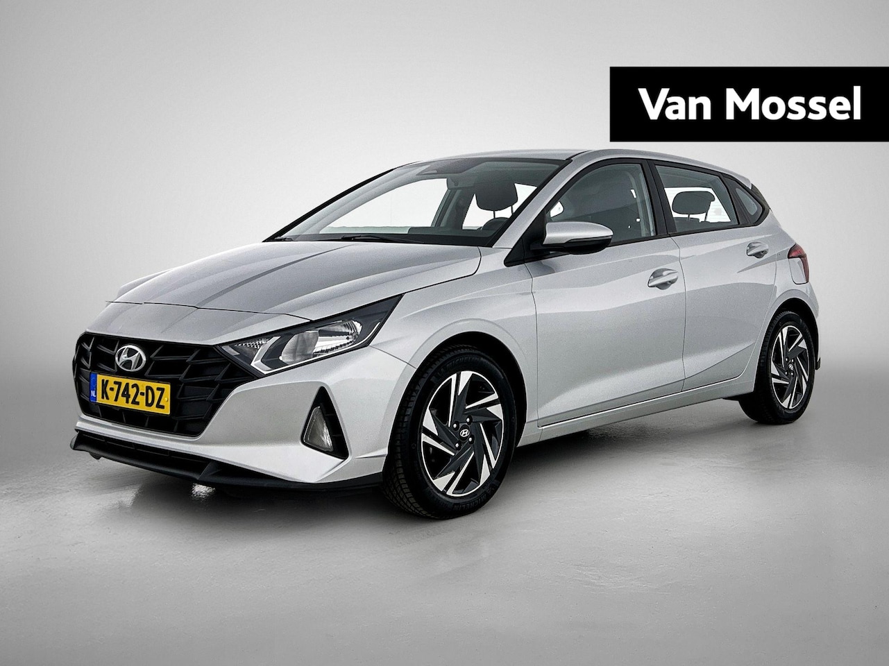 Hyundai i20 - 1.2 MPI Comfort Smart | Apple Carplay/Android Auto | Camera | Navi | Parkeersensoren - AutoWereld.nl