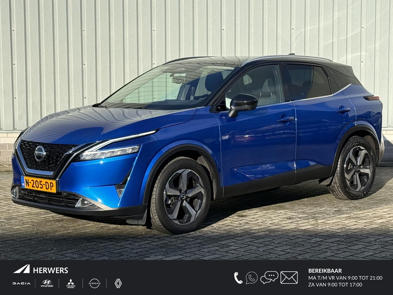 Nissan Qashqai - 1.3 MHEV Xtronic Premiere Edition / Trekhaak 1800 KG / Panoramadak / Head-up Display / Na - AutoWereld.nl