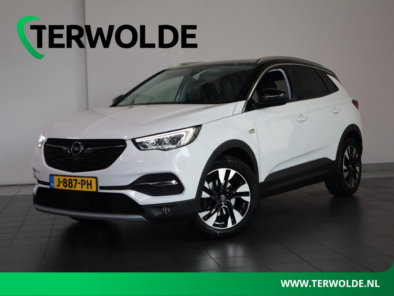 Opel Grandland X - 1.2 Turbo Innovation | 360 Camera | Navigatie | Half Leder | - AutoWereld.nl