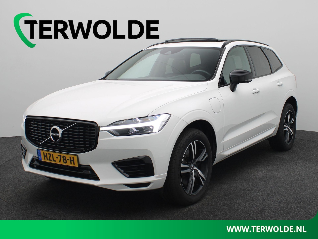Volvo XC60 - 2.0 Recharge T8 AWD R-Design | Harman Kardon | Stoel- & stuurverw. | Panoramadak | - AutoWereld.nl
