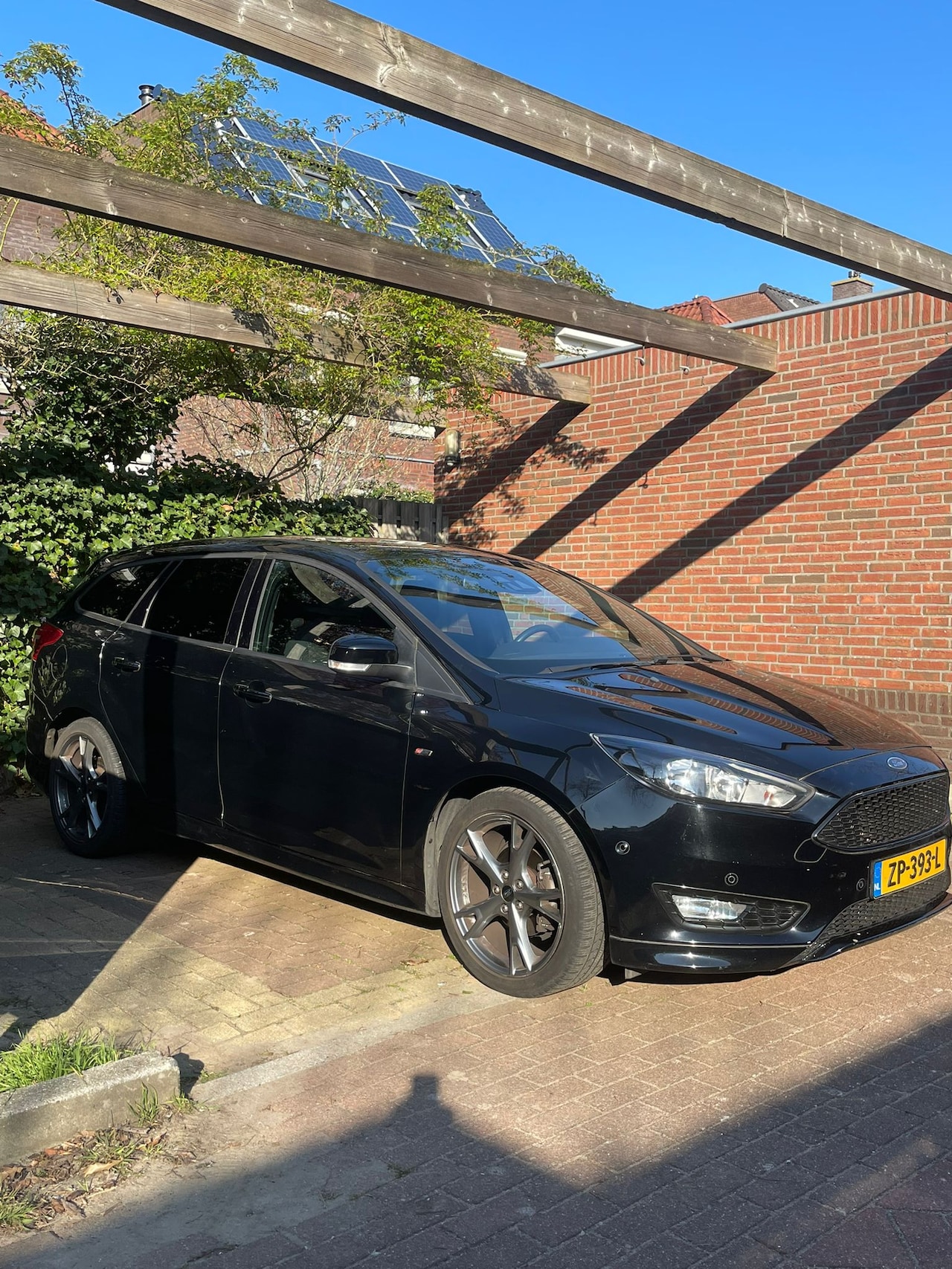 Ford Focus Wagon - 1.0 ST Line - AutoWereld.nl