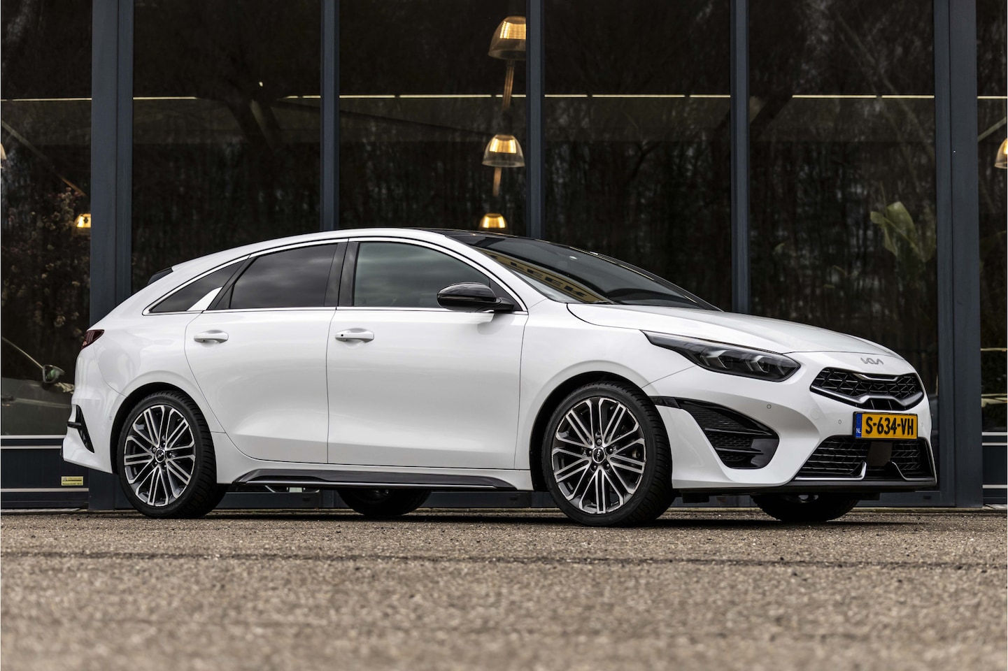 Kia Pro cee'd - 1.5 T-GDi GT-PlusLine - AutoWereld.nl