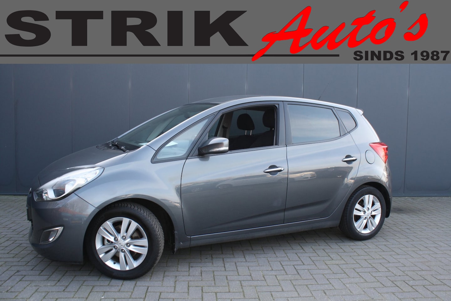 Hyundai ix20 - 1.6i i-Vision AUTOMAAT - AIRCO - TREKHAAK - 2e EIGENAAR - APK 3-27 - AutoWereld.nl