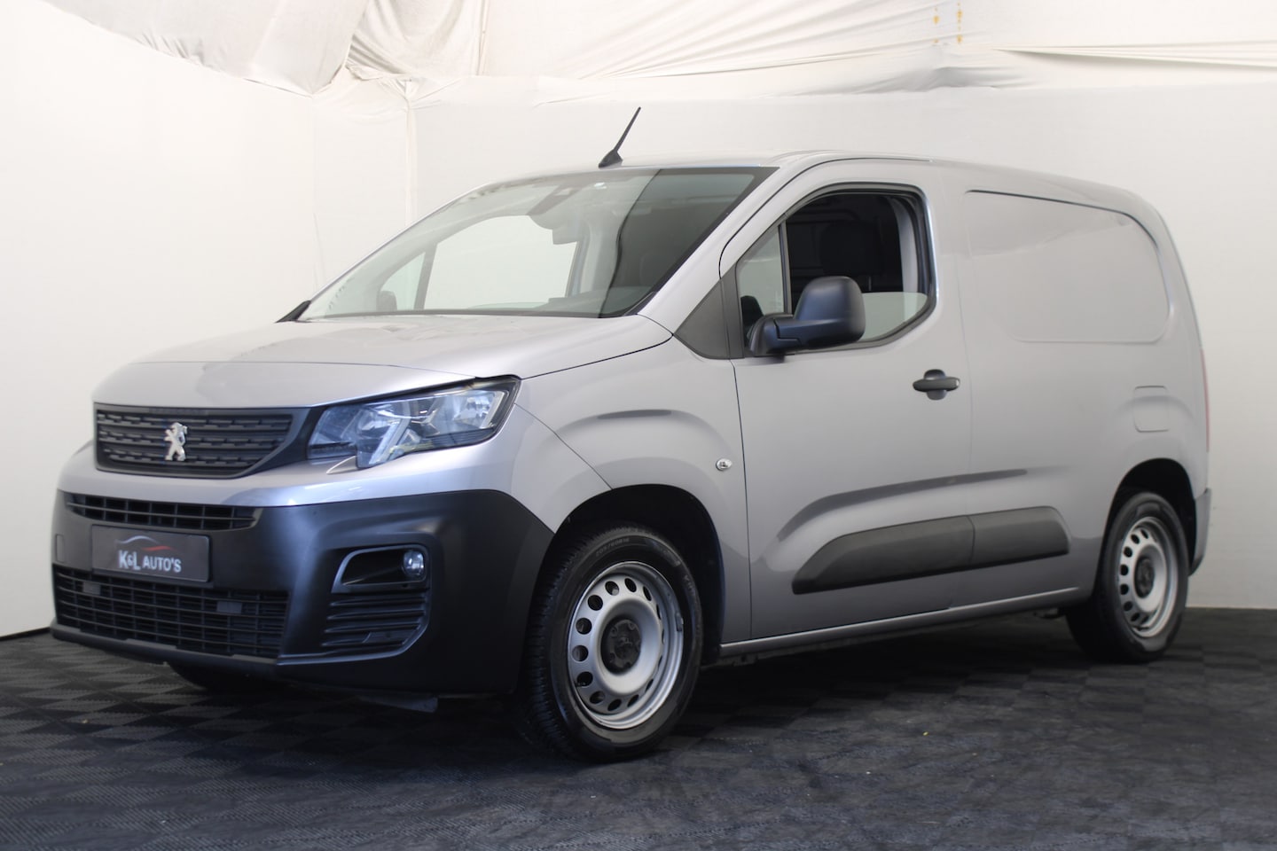 Peugeot Partner - 1.2 Puretech S&S Asphalt - AutoWereld.nl