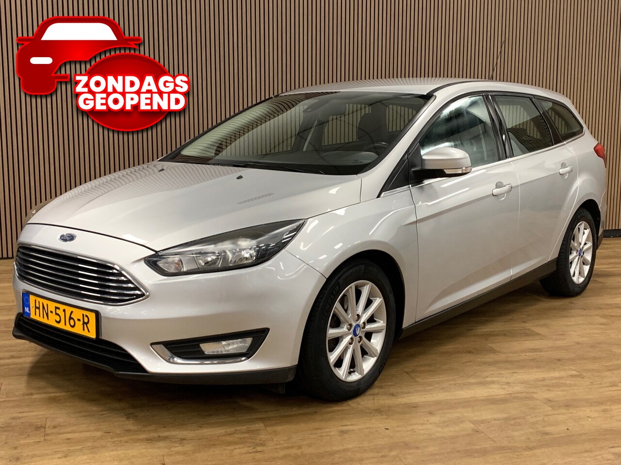 Ford Focus Wagon - 1.0 Titanium Edition|139000KM|Navigatie|Climate Control| - AutoWereld.nl