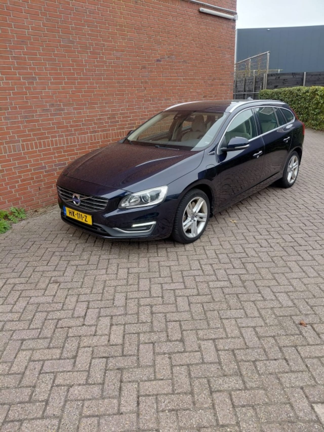 Volvo V60 - 2.4 D6 Tw.En. Summum - AutoWereld.nl