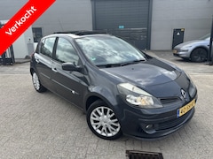 Renault Clio - 1.4 Dynam. Pano Elek Cruise Airco Lage KM