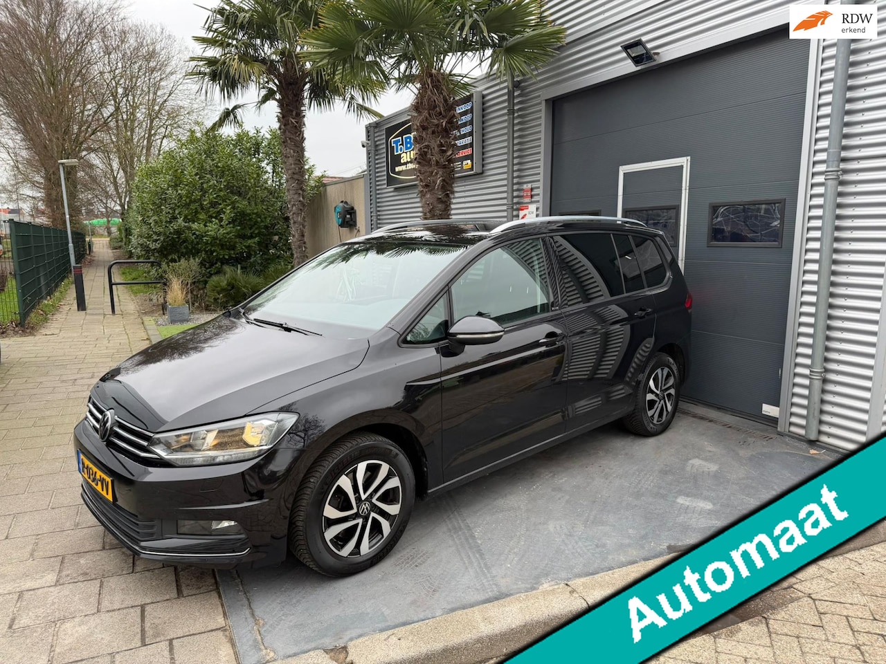 Volkswagen Touran - 1.5 TSI Highline AIRCO DSG Automaat BTW Auto - AutoWereld.nl