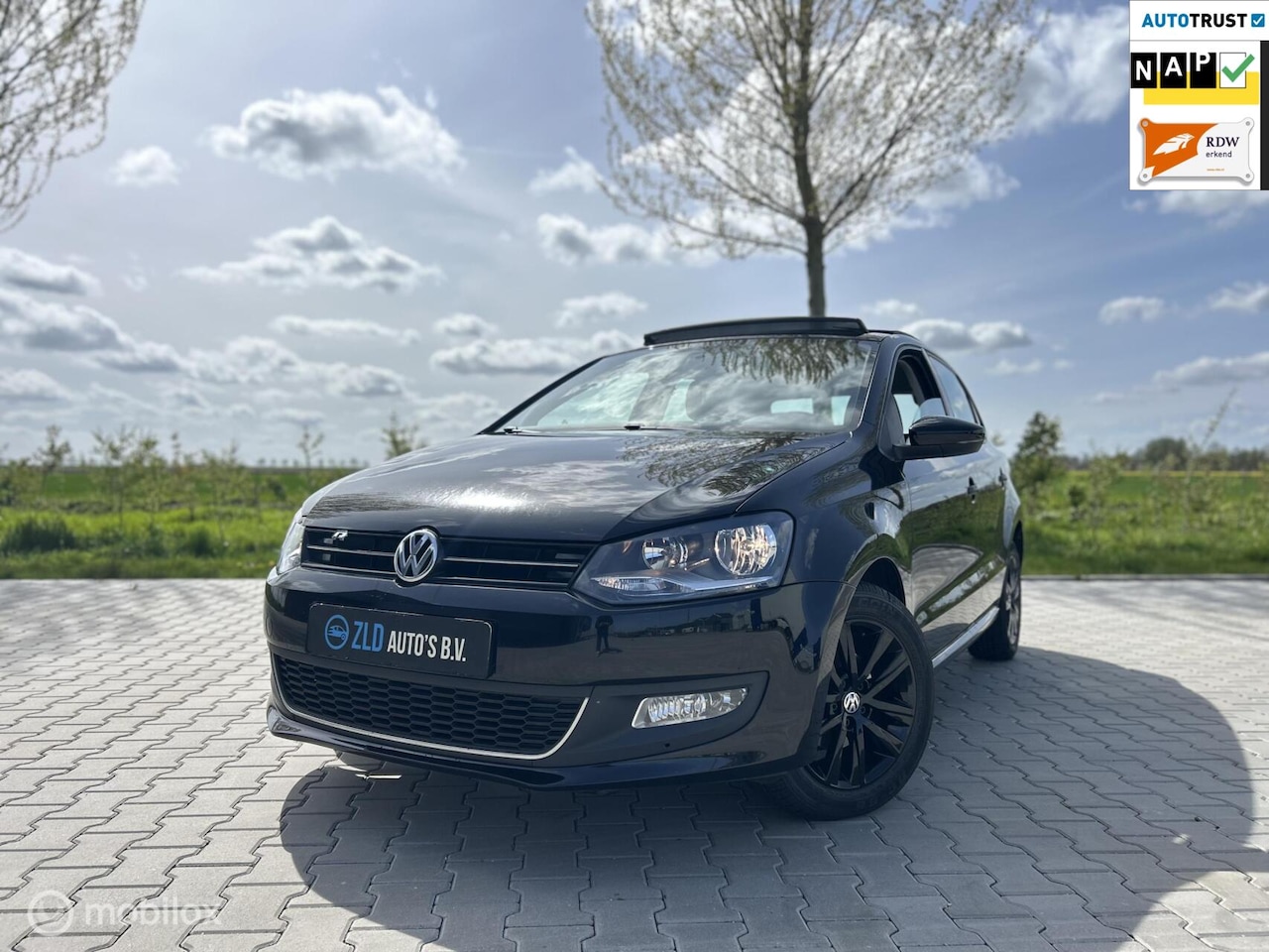 Volkswagen Polo - 1.2-12V R-line|CARPLAY|PANO|CRUISE CONTR| - AutoWereld.nl