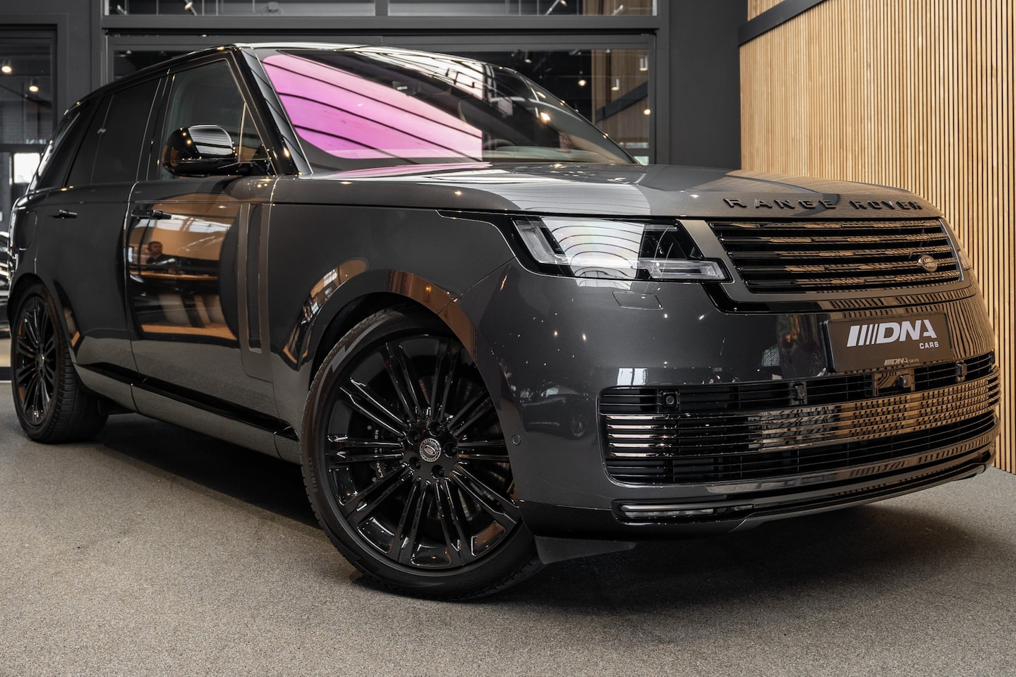 Land Rover Range Rover - P530 SV Signature Volleder Koelbox 4.4 P530 SV Captain Seat Massage - AutoWereld.nl