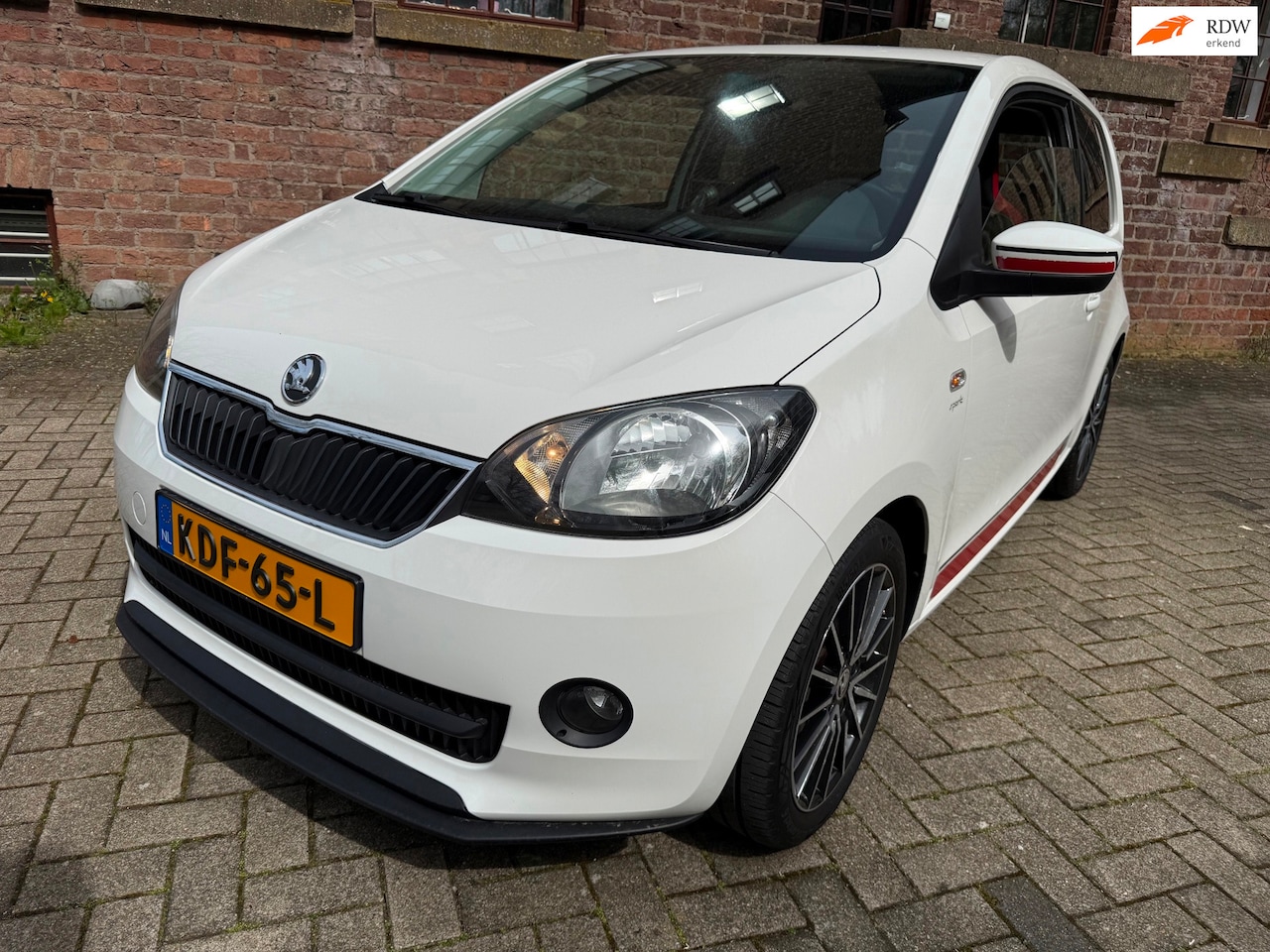 Skoda Citigo - 1.0 Greentech Sport Ultieme Wow Factor - AutoWereld.nl