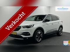 Opel Grandland X - 1.2 Turbo Business Executive CAMERA TREKHAAK CARPLAY LM NAVI ECC CRUISE