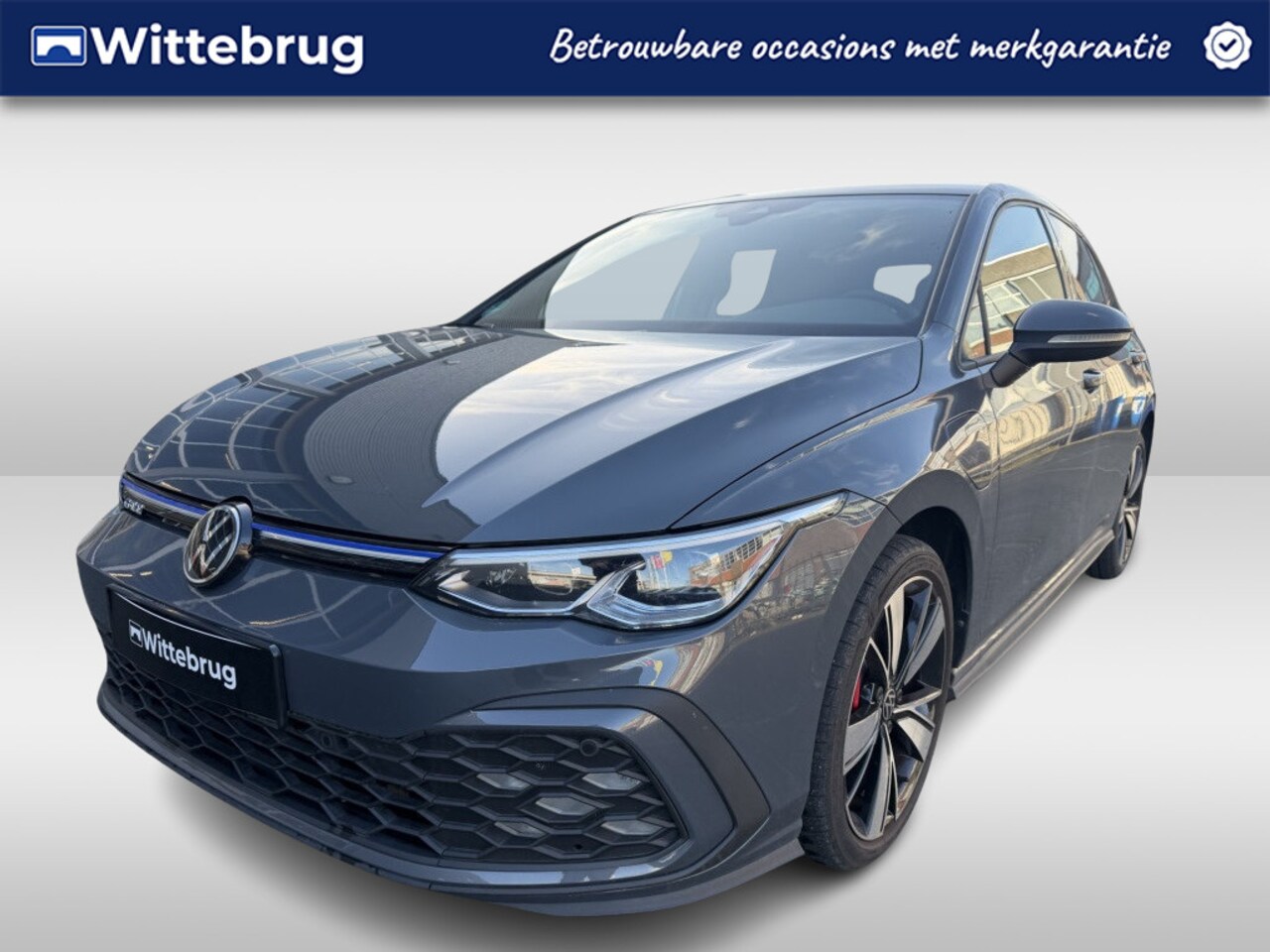 Volkswagen Golf - 1.4 245pk eHybrid GTE DSG Automaat Navigatie / 18"LM velgen / Parkeersensoren / app-connec - AutoWereld.nl