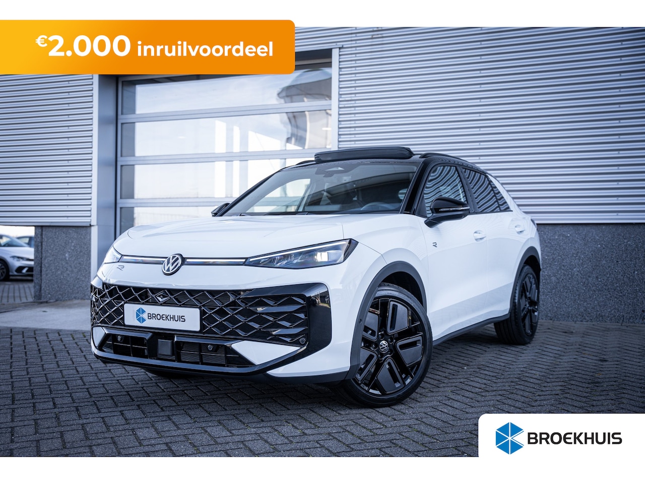 Volkswagen T-Roc - R-Line First Edition | 'App-Connect' draadloze smartphone integratie | 30,5 cm display met - AutoWereld.nl