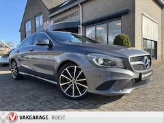 Mercedes-Benz CLA-Klasse - 200 Automaat AMG-Line Sport interieur / Xenon / Navigatie