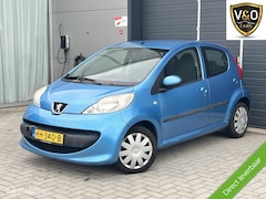 Peugeot 107 - 1.0-12V XR