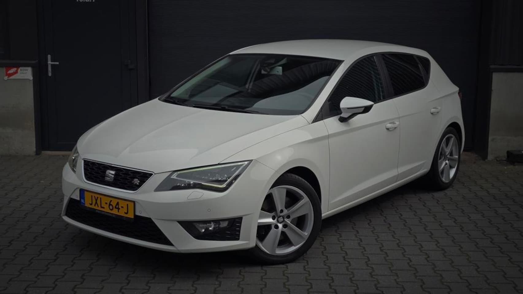 SEAT Leon - 1.8 TSI FR Dynamic 1.8 TSI FR Dynamic - AutoWereld.nl